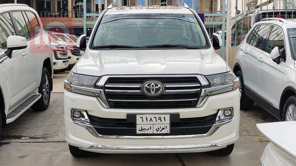 تويوتا لاندكروزر